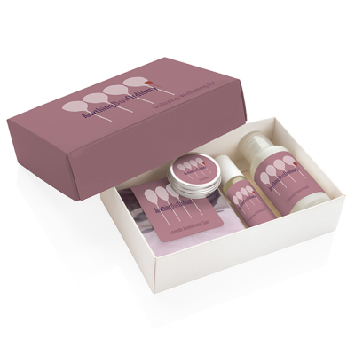 Picture of RELAXING WELLBEING SET in a Printed Box