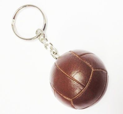 Picture of RETRO FOOTBALL KEYRING.