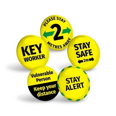 Picture of STAY SAFE YELLOW BUTTON BADGE.