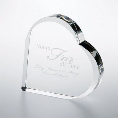 Picture of CRYSTAL HEART KEEPSAKE OPTIC CRYSTAL AWARD