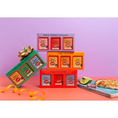 Picture of SPICE SET.