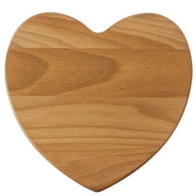 Picture of HEART WOOD CHOPPING BOARD.