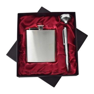Picture of 6OZ HIP FLASK GIFT SET with Pen.