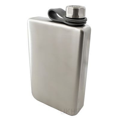 Picture of TREKKING HIP FLASK 8OZ in Black.