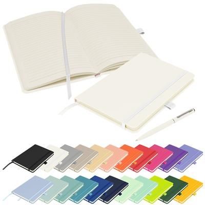 Picture of DEBOSSED NOTES LONDON - WILSON A5 FSC NOTE BOOK in White.