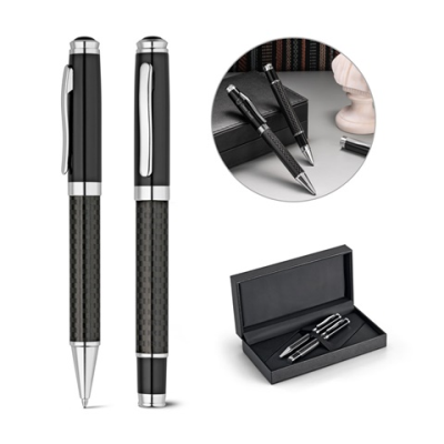 Picture of CHESS ROLLER PEN AND BALL PEN SET in Metal & Carbon Fibre.