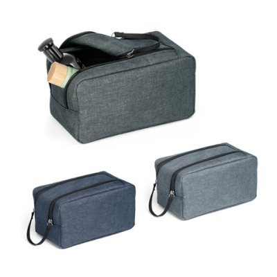 Picture of WAYNE 600D TOILETRY BAG.