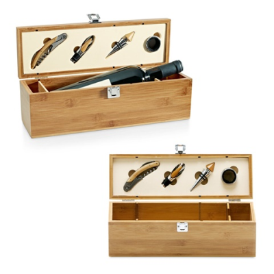 Picture of SYRAH BAMBOO AND ZINC WINE SET.