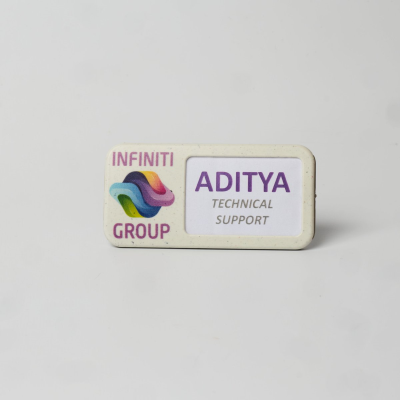 Picture of REUSABLE NAME BADGE - RIGHT WINDOW - MAGNET