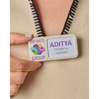 Picture of REUSABLE NAME BADGE - RIGHT WINDOW - SAFETY PIN