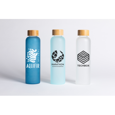 Picture of LUCERNE - 590 ML FROSTED BOROSILICATE GLASS BOTTLE with Bamboo Lid.