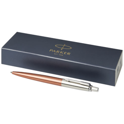 Picture of PARKER JOTTER BOND STREET BALL PEN in Copper & Silver.