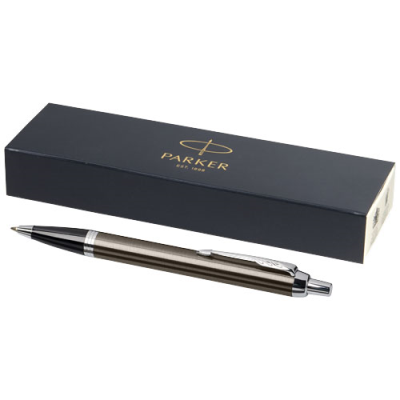 Picture of PARKER IM BALL PEN in Espresso & Solid Black.