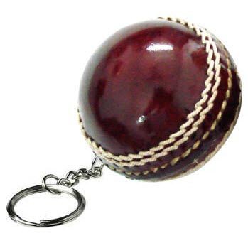 Picture of CRICKET BALL KEYRING.