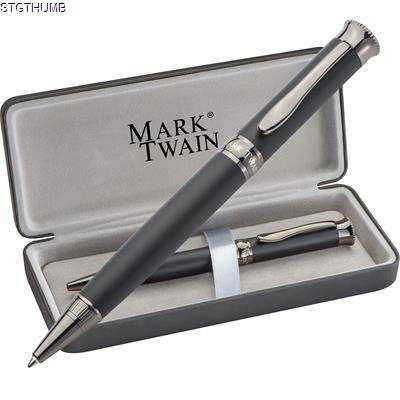 Picture of MARK TWAIN BALL PEN in Black.