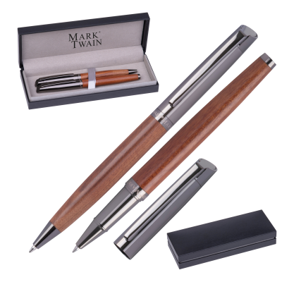 Picture of MARK TWAIN WOOD WRITING SET KATRINA in Brown