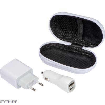 Picture of USB + C-TYPE TRAVEL SET in White.