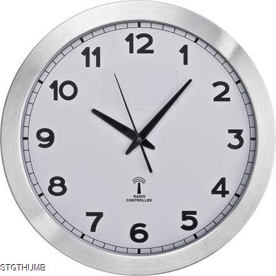 Picture of LARGE ROUND METAL RADIO CLOCK in White