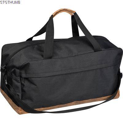Picture of RPET SPORTS BAG with Cork Bottom in Black.