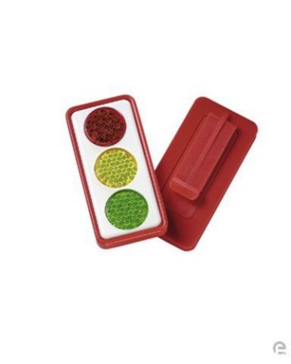 Picture of TRAFFIC LIGHT REFLECTOR in white, black or red.