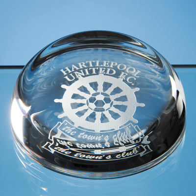 Picture of OPTICAL CRYSTAL FLAT TOP DOME PAPERWEIGHT.