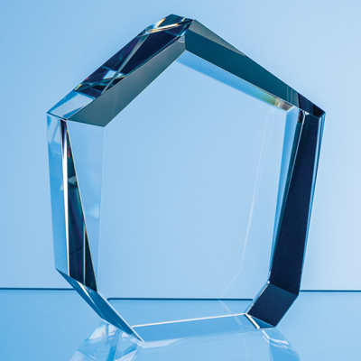 Picture of 14CM OPTICAL CRYSTAL APEX ICEBERG AWARD.