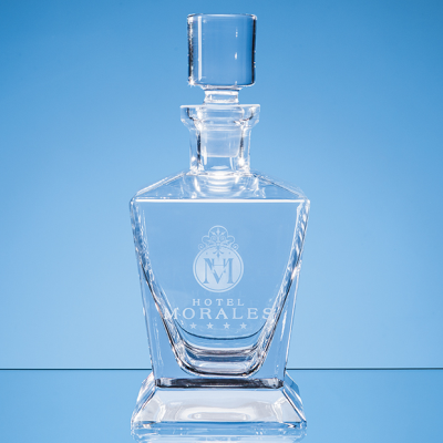 Picture of HANDMADE TAPERED SQUARE SPIRIT DECANTER.
