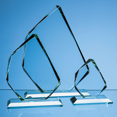 Picture of JADE GLASS FACETTED ICE PEAK AWARD.