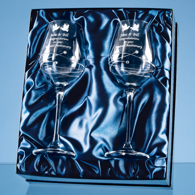 Picture of 2 DIAMANTE WINE GLASSES with Spiral Design Cutting in an Attractive Gift Box.