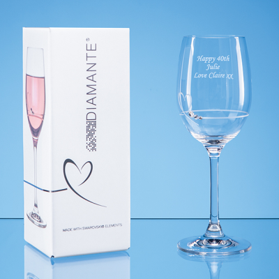 Picture of SINGLE DIAMANTE PETIT WINE GLASS WITH HEART DESIGN IN AN ATTRACTIVE GIFT BOX.