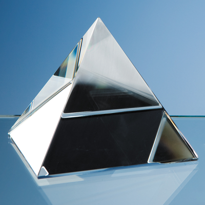 Picture of 9CM OPTICAL CRYSTAL 4 SIDED PYRAMID