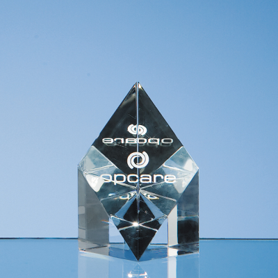 Picture of OPTICAL CRYSTAL GLASS SLOPING DIAMOND AWARD.