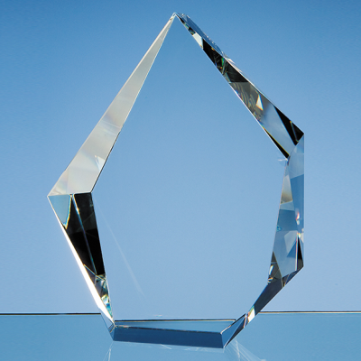 Picture of 20CM OPTICAL CRYSTAL FACET ICEBERG AWARD.