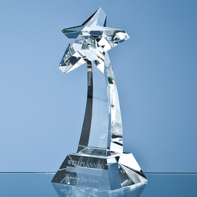 Picture of 19CM OPTICAL CRYSTAL MOUNTED SHOOTING STAR AWARD.
