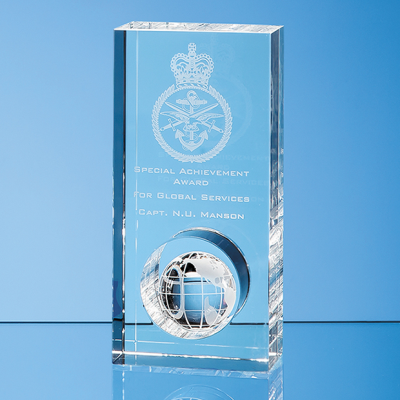 Picture of 17CM OPTICAL CRYSTAL GLOBE in the Hole Award