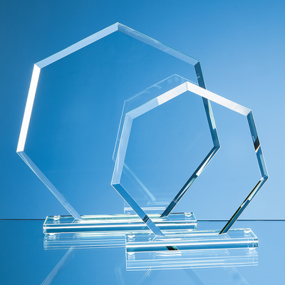 Picture of 16CM x 17CM x 1CM JADE GLASS BEVELLED EDGE HEPTAGON AWARD.