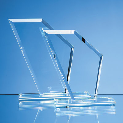 Picture of JADE GLASS BEVELLED EDGE WING AWARD.