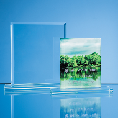 Picture of JADE GLASS BEVELLED EDGE RECTANGULAR AWARD.