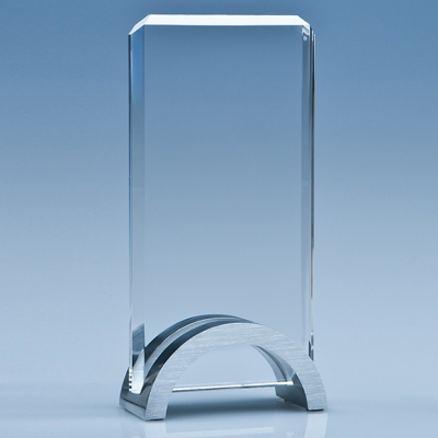 Picture of OPTICAL CRYSTAL RECTANGULAR AWARD on an Aluminium Metal Base.