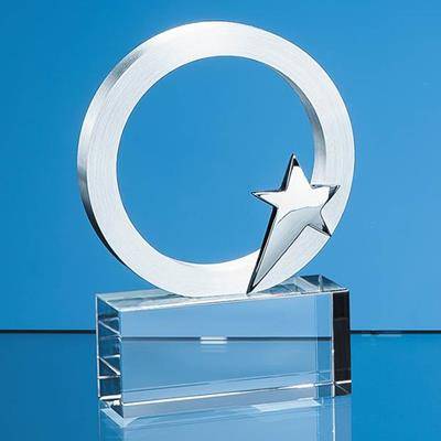 Picture of 9CM SILVER STAR & CIRCLE ON AN OPTICAL CRYSTAL BASE; SKILLET: INC; PRESENTATION BOX: PB58