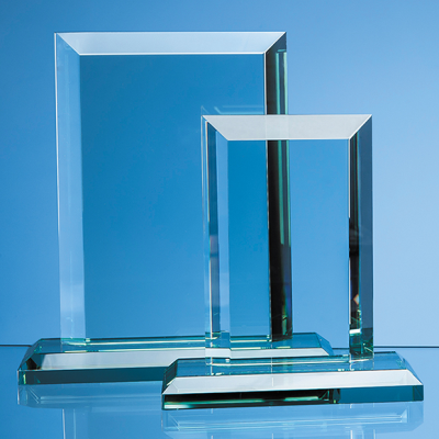 Picture of 15CM x 10CM x 19MM JADE GLASS MITRED RECTANGULAR AWARD