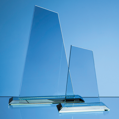 Picture of 25CM x 15CM x 12MM JADE GLASS MOUNTAIN AWARD.