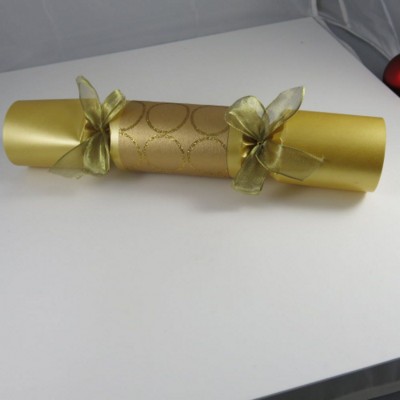 Picture of PROMOTIONAL CHRISTMAS CRACKER.