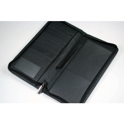 Picture of MELBOURNE TRAVEL WALLET IN BLACK RFID