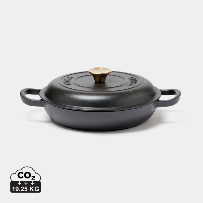 Picture of VINGA MONTE ENAMELED CAST IRON SAUTÉ PAN in Black.