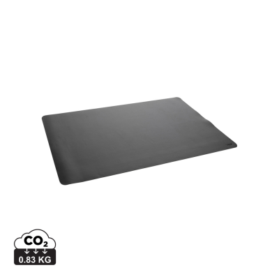 Picture of SWISS PEAK GRS RECYCLED PU DESK MAT in Black.