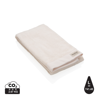 Picture of UKIYO SAKURA AWARE™ 500 GSM BATH TOWEL 50 x 100CM in White.