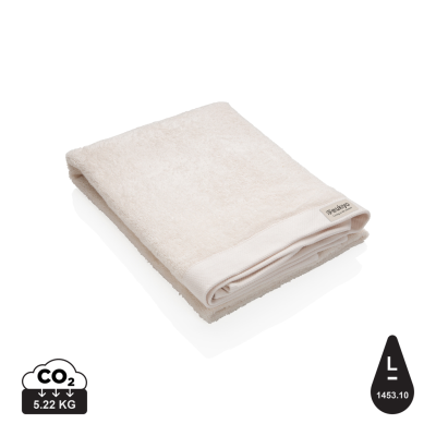 Picture of UKIYO SAKURA AWARE™ 500 GSM BATH TOWEL 70 x 140CM in White.