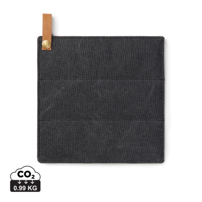 Picture of VINGA ASADO POTHOLDER in Black