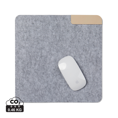 Picture of VINGA ALBON GRS RECYCLED FELT MOUSEMAT in Grey.